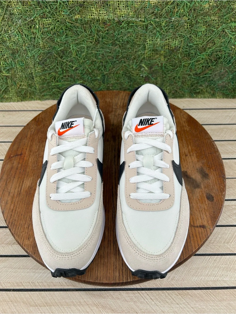 Nike Waffle Debut